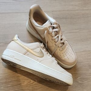 Women's Nike Air Force 1 Sneakers in Beige & Gold